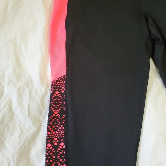 Active Leggings Size XL - Picture 5 of 11
